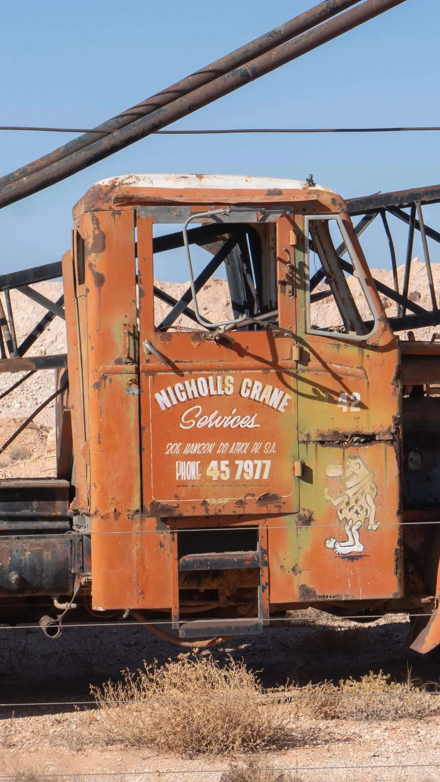 Coober Pedy old service truck